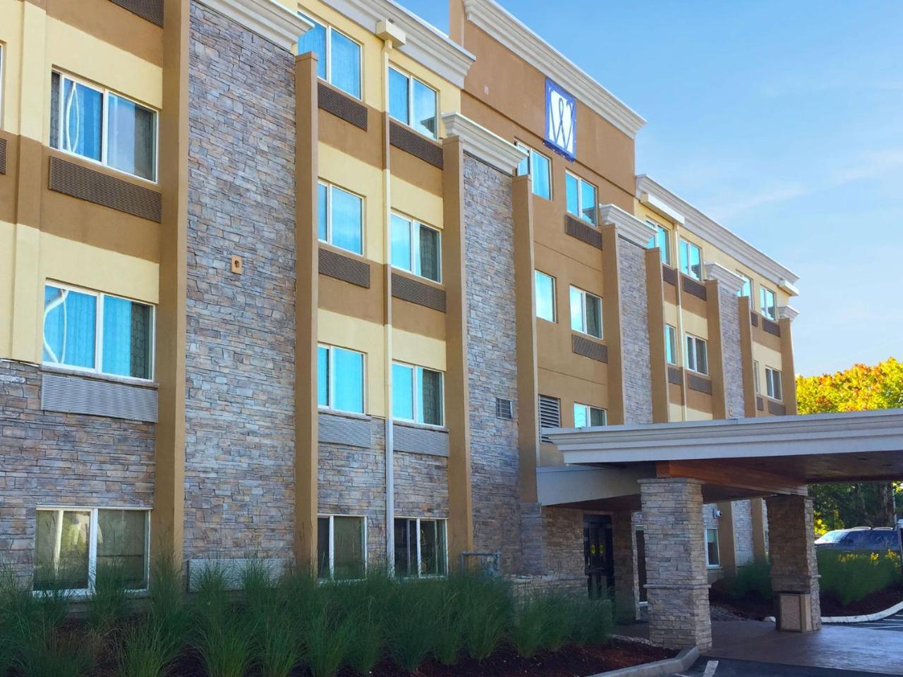 Comfort Inn & Suites Tigard Near Washington Square Exterior foto
